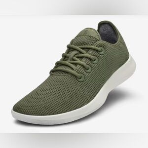GENTLY USED Men’s Tree Runners (Blizzard Sole) size 12